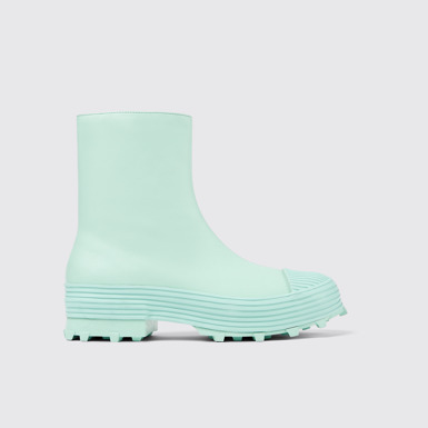 Side view of Traktori Light green leather boots