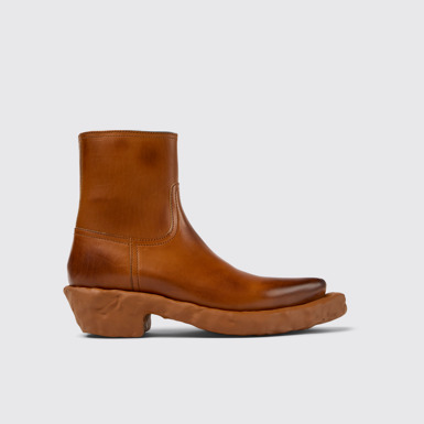 Side view of Venga Brown leather boots