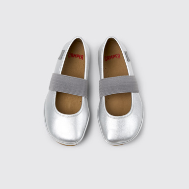 Overhead view of Right Silver Leather Ballerina for Kids.