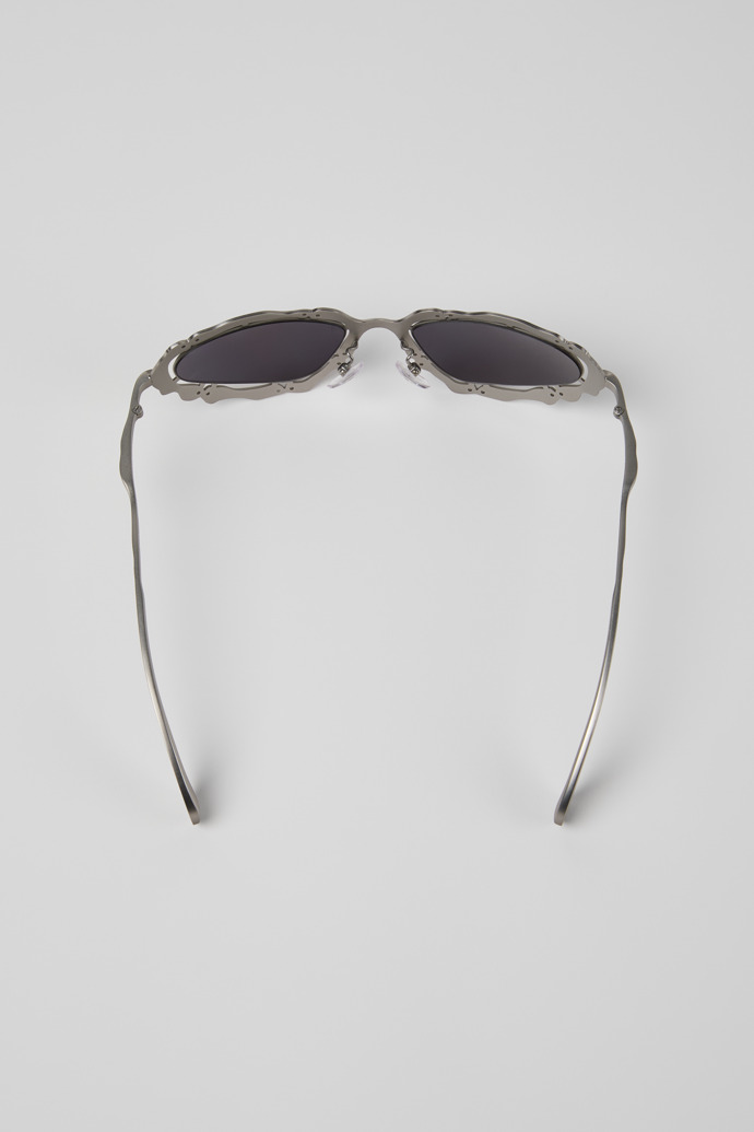 NOPEA  Sunglasses Lunettes de soleil NOPEA argentées brossées en métal