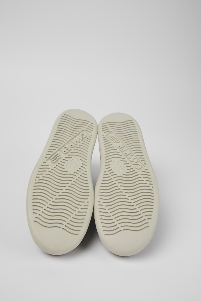 The soles of Runner Brown Leather Men's Sneakers.