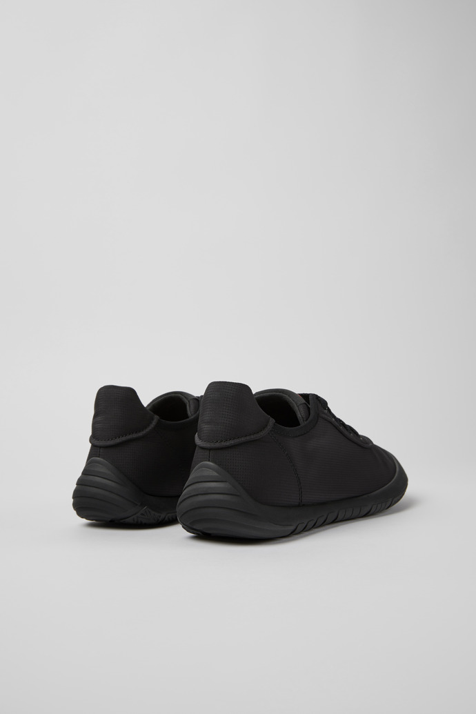 Peu Path Sneakers para mujer de PET reciclado negro.